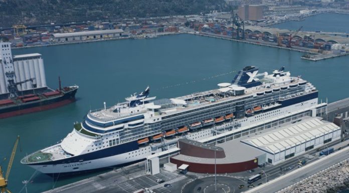 Els tràfics del Port de Barcelona baten rècord el 2015