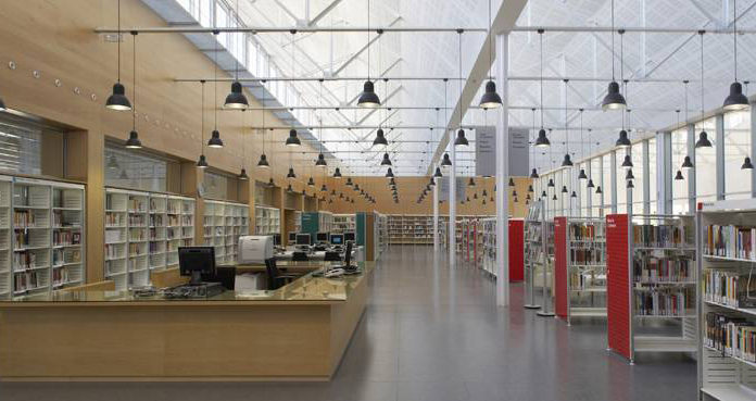 22 refugis climàtics pel fred a Sants-Montjuïc