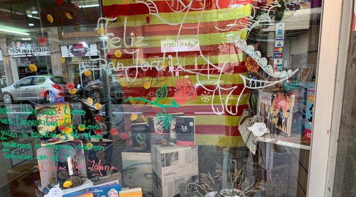 Llibreters i floristes aposten pel Sant Jordi del 23 de juliol “de proximitat”