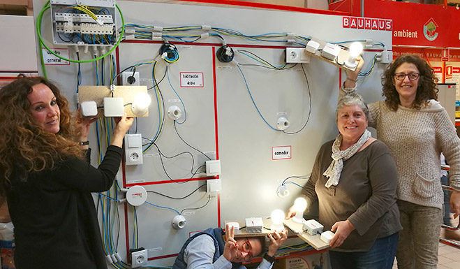 Bauhaus fomenta el “Fes-ho tu mateix” amb tallers a la botiga del passeig de la Zona Franca