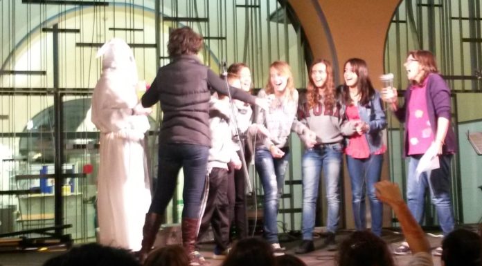 La festa de la Castanyada acomiada el Joc del Fantasma