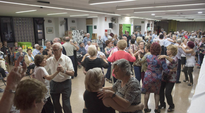 Feu el bé i… obriu els casals d’avis si us plau!