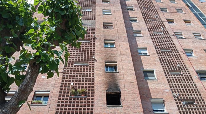 En investigació l’incendi del Passeig de la Zona Franca que es va emportar la vida d’una veïna