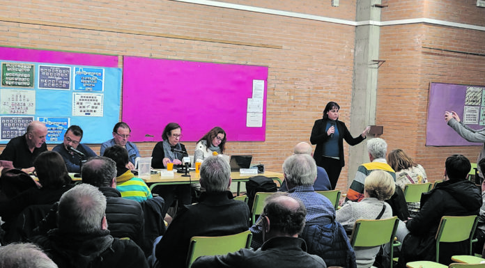 El primer consell de barri amb el nou govern afronta les inquietuds veïnals