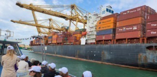 Jornades de portes obertes al Port de Barcelona Visita al Port de Barcelona