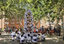 Benvinguda al nou veïnat del Prat Vermell Falcons de Vilanova a la plaça Falset