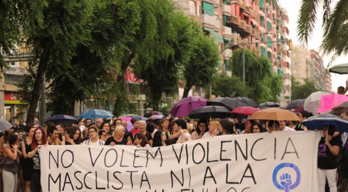 La manifestació antimasclista del 28 de juny a la Marina, en imatges i ràdio