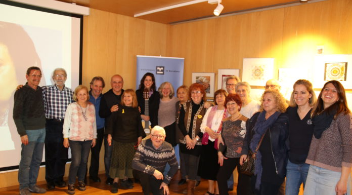 El col·lectiu Montjuïc Poètic i la cantant Clàudia Cabero commemoren el Dia Internacional de les Dones