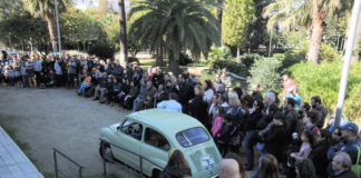 FOTOGALERIA: Així va transcórrer la passejada narrativa en memòria del SEAT 600