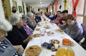 Festa de Nadal de la gent gran a Can Clos