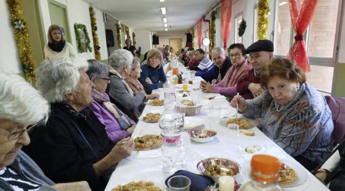 Festa de Nadal de la gent gran a Can Clos