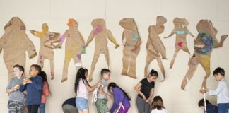 Els centres educatius de la Marina es reforcen amb projectes artístics