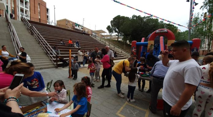 Els veïns de Can Clos donen la benvinguda a la primavera
