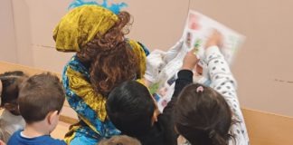 Nadal als centres educatius del barri