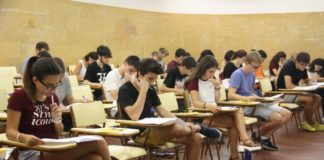 23 alumnes dels instituts del barri s’examinen de la Selectivitat