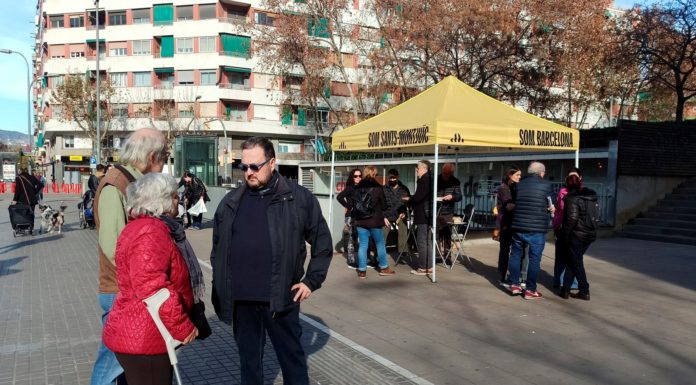 ERC escalfa motors amb una paradeta informativa