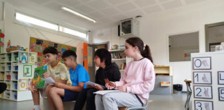 Quan els grans expliquen contes als petits