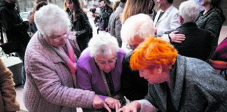 Bingo musical i fanzine per reviure les festes de les Cases Barates