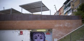 Podem Barcelona tendeix ponts al barri de Can Clos durant la jornada feminista