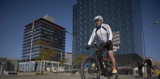 El Passeig de la Zona Franca estrena nou carril bici