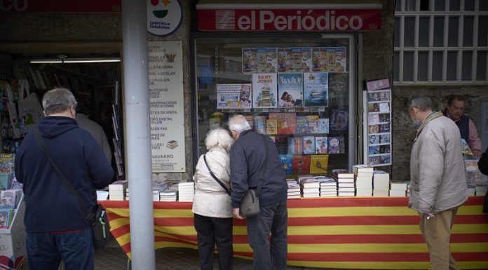 Cultura, amor i tradició de la mà per Sant Jordi