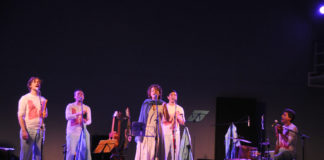 Homenatge a Víctor Jara i Violeta Parra a càrrec de Rusó Sala i el grup Sakapatú