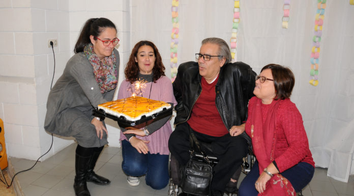 La Cadena celebra 15 anys de tallers al barri