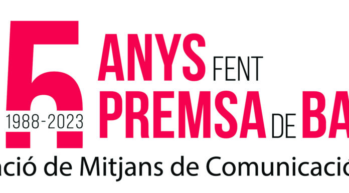 EDITORIAL l Sobre els 35 anys dels mitjans de la Marina i el panorama polític del 2024