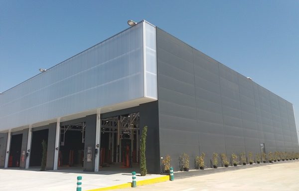 TMB construirà a la Zona Franca la cotxera més gran, amb capacitat per a 550 autobusos