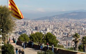 Desallotjada l’associació franquista que ocupava part del Castell de Montjuïc