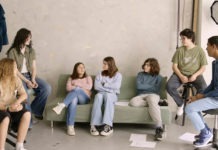 Educo alerta que els estereotips afavoreixen la violència cap a nens, nenes i adolescents