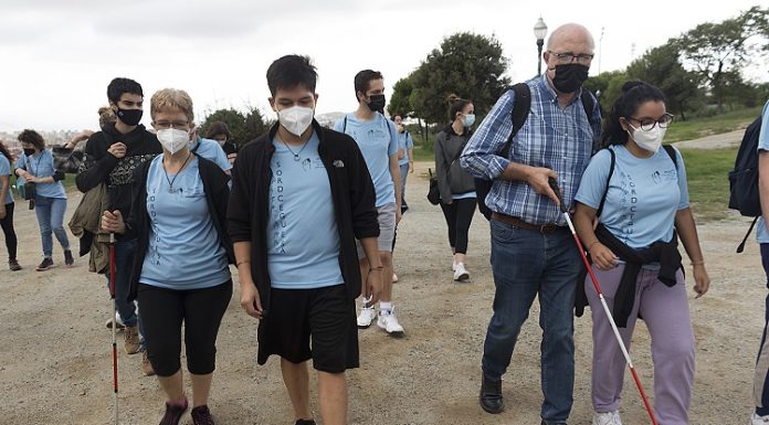 Caminada per fer costat a les persones amb sordceguesa