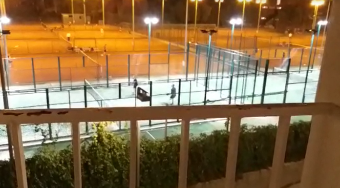 Veïns de Can Clos es queixen del soroll a les noves pistes de pàdel del Club Natació Montjuïc