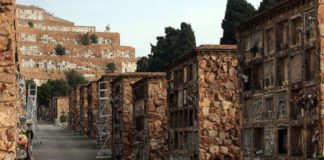 Calen actuacions al cementiri de Montjuïc