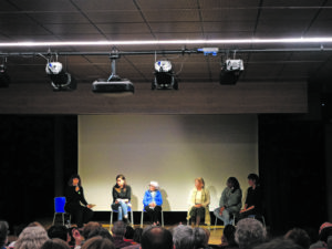 Dones del barri protagonitzen el documental “Veïnes de la perifèria…”