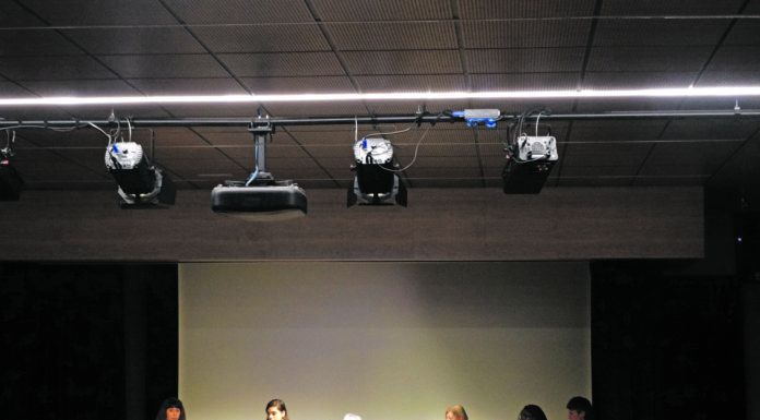 Dones del barri protagonitzen el documental “Veïnes de la perifèria…”