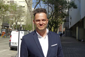“No ens quedem en la tarifa social, volem millorar la vida de les persones”