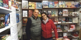 L’adeu de la Papereria Navarro, l’espina de la rosa de Sant Jordi Papereria Navarro