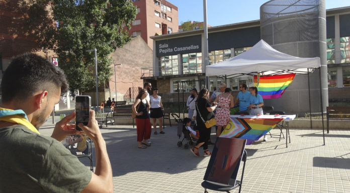 L’Orgull es fa visible a la Marina