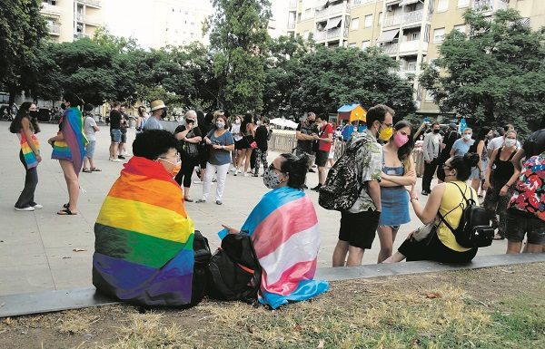 L’increment d’agressions homòfobes mobilitza el veïnat