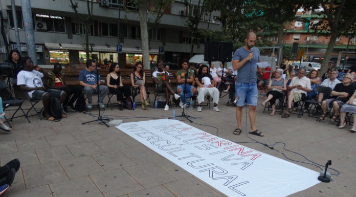 La plataforma La Marina Inclusiva i Intercultural organitza una taula rodona sobre la realitat dels joves migrants