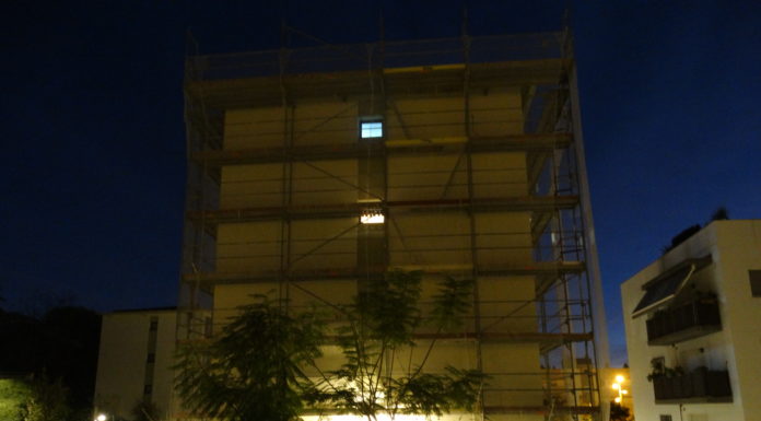 Tres blocs de pisos del Polvorí reformats gràcies a un programa pioner de l’Ajuntament