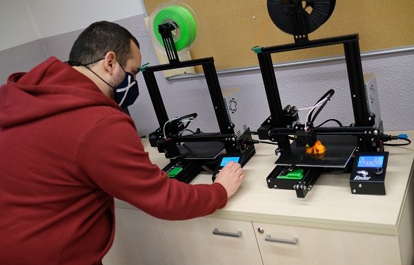 El moviment maker arriba a La Marina per visibilitzar el seu paper durant la pandèmia