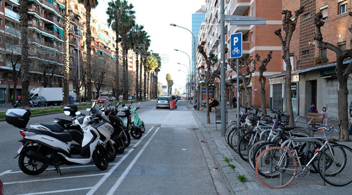 Nou carril bici al passeig de la zona franca, llums i ombres…