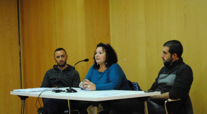 Els veïns demanen el metro i la millora del servei d’autobusos assemblea_metro