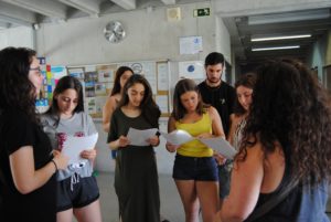 L’IES Lluís Domènech i Montaner acosta als alumnes l’experiència d’un procés creatiu amb el projecte ‘En creació’