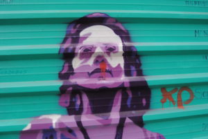 El Grup Feminista Zona Franca denuncia un acte violent contra el mural feminista del 25N