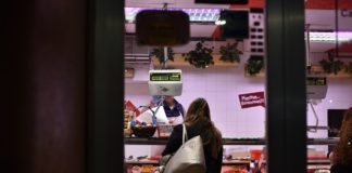 El Districte de Sants-Montjuïc publica un Pla de Xoc per impulsar l’activitat comercial