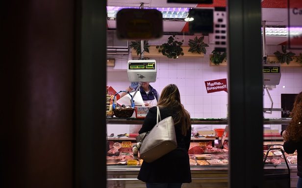 El Districte de Sants-Montjuïc publica un Pla de Xoc per impulsar l’activitat comercial