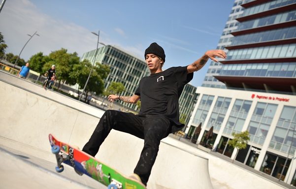 La Marina estrena un parc de patinatge de 3.000 m2